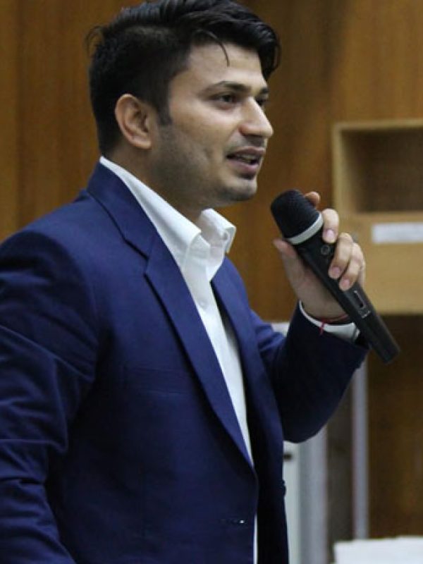 mohit-yadav-speaker mohit-yadav-speaker
